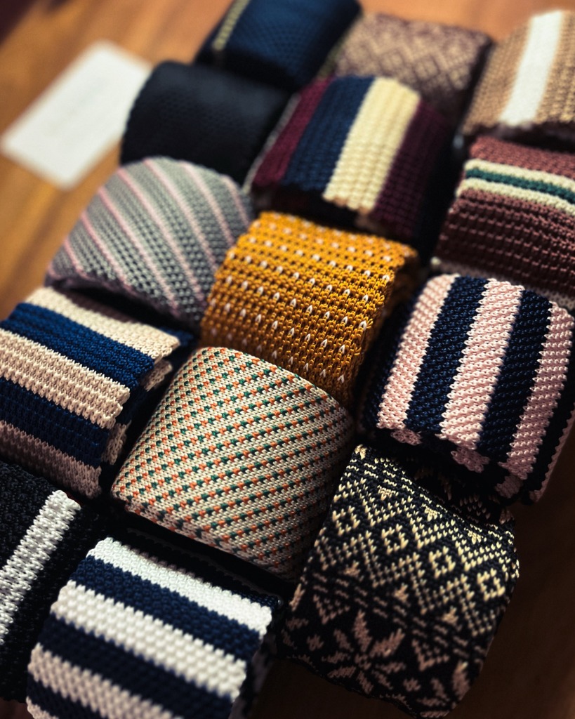 Colección Knit VAYRA - Bandeja de Diseños Exclusivos